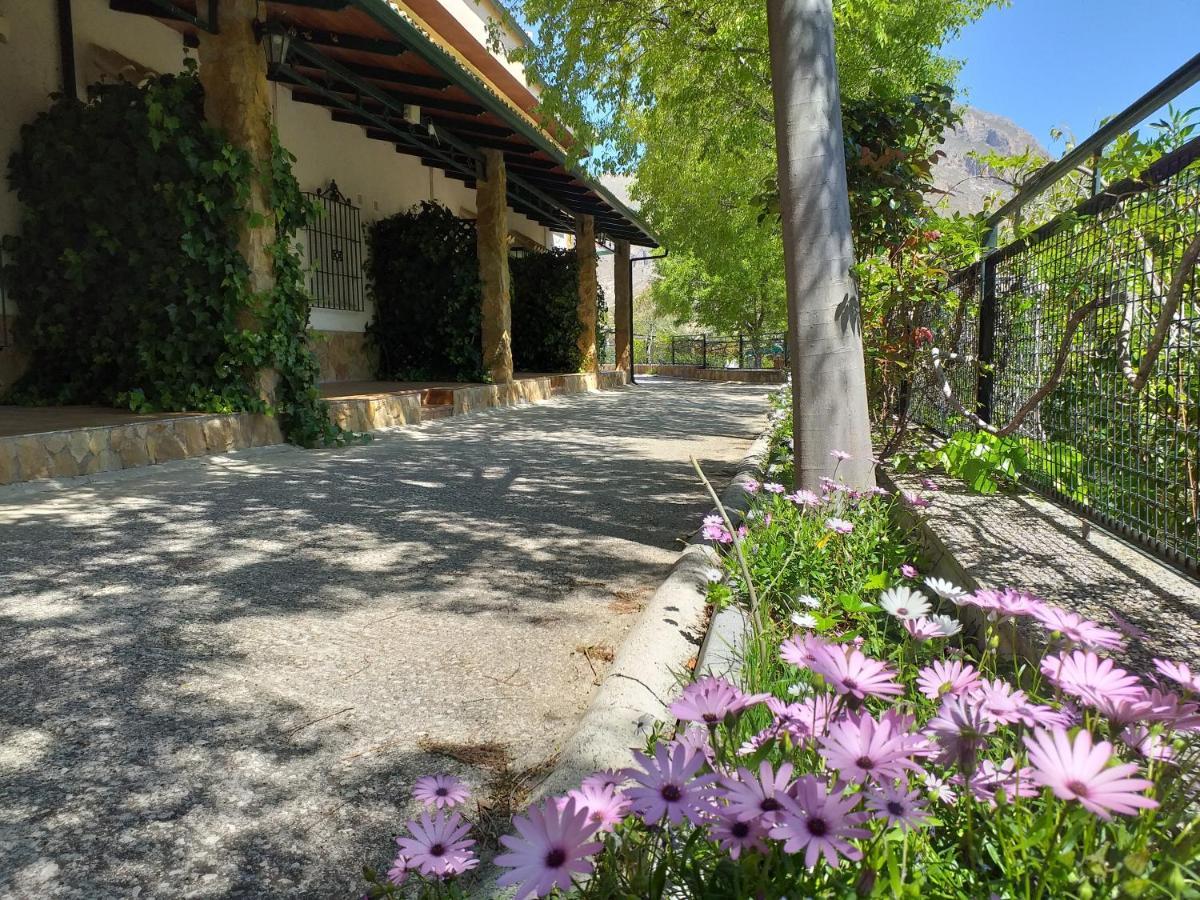 Cortijo El Cercadillo Bedmar y Garciez Exterior foto